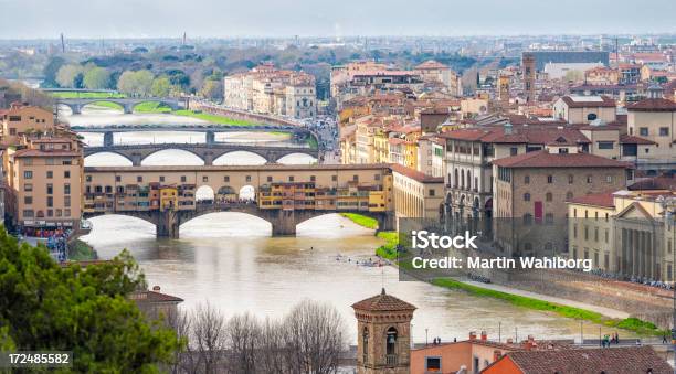 Ponte Vecchio Stockfoto und mehr Bilder von Architektur - Architektur, Bogenbrücke, Brücke