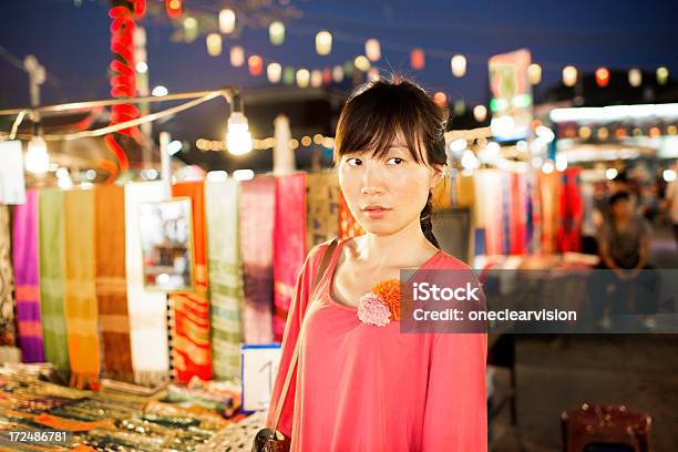 Ночной Рынок Туристических — стоковые фотографии и другие картинки Азиатская культура - Азиатская культура, Азиатского и индийского происхождения, Азия