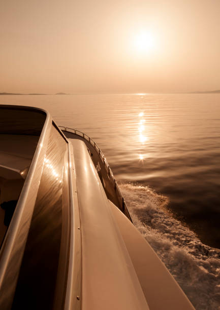 istock Luxury motor yacht sailing at Sunset. 172487004