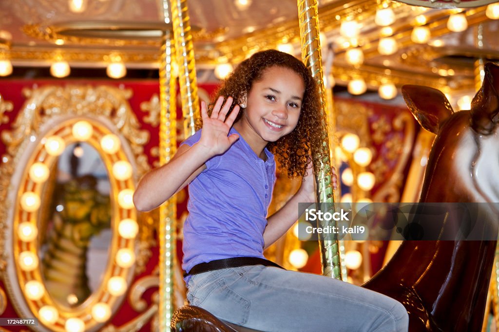 여자아이 on 컨베이너 - 로열티 프리 Carnival 스톡 사진
