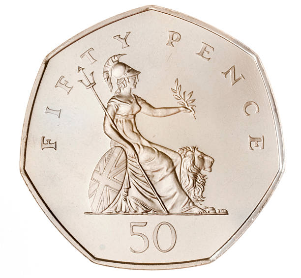 british moeda de cinquenta pence (com traçado de recorte) - fifty pence coin coin british coin number 50 - fotografias e filmes do acervo