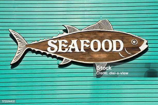 Fisch Und Meeresfrüchte Stockfoto und mehr Bilder von Fisch - Fisch, Schild, Architektonisches Detail