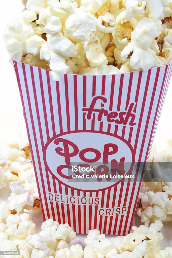 Свежие popcorn - Стоковые фото Авто-ресторан роялти-фри