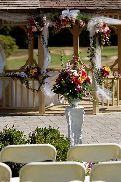 istock Outdoor wedding flower arrangement 172515752
