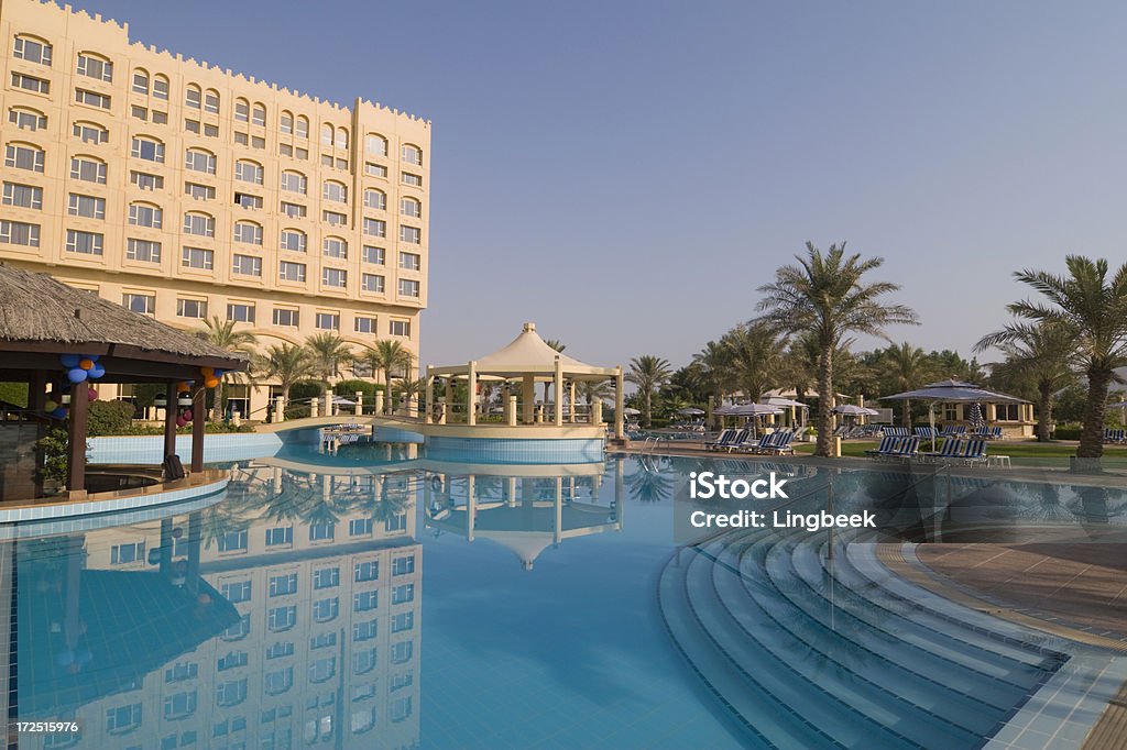 Piscina del hotel de lujo - Foto de stock de Lugar turístico libre de derechos