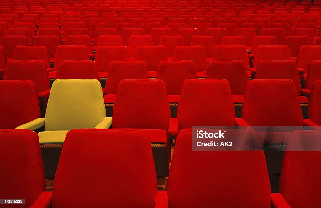 Rojo asientos y una diferentes - Foto de stock de Asiento libre de derechos