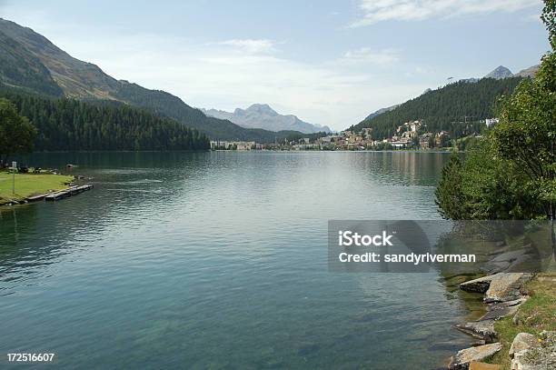 Lago Saint Moritz - Fotografias de stock e mais imagens de Aldeia - Aldeia, Alpes Europeus, Alpes suíços