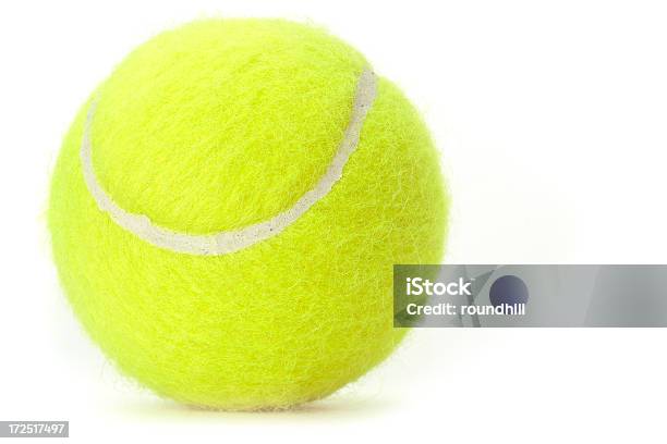 Isolierte Tennis Ball Stockfoto und mehr Bilder von Abgeschiedenheit - Abgeschiedenheit, Bewegung, Dribbeln - Sport
