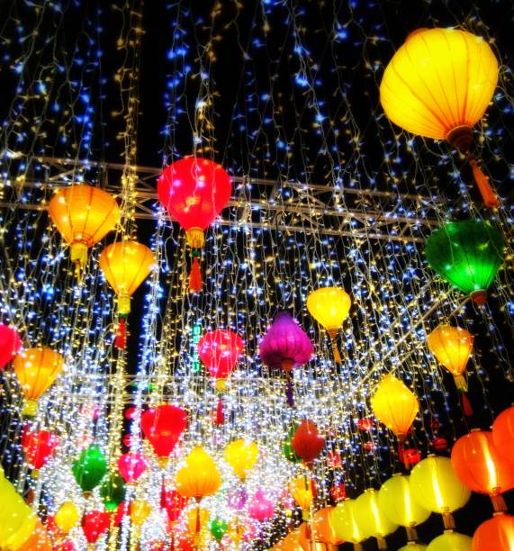 istock Lanterns-Mid Autumn Festival 1725426080