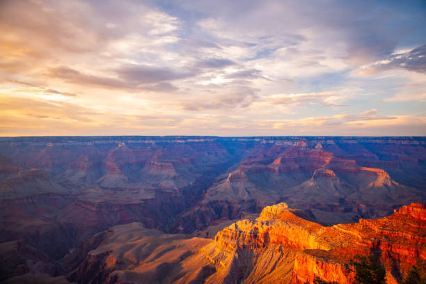 istock Sunrise in Gran Canyon National Park 1725648638