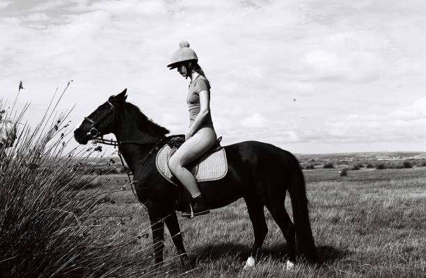istock Young woman rider 1725660455