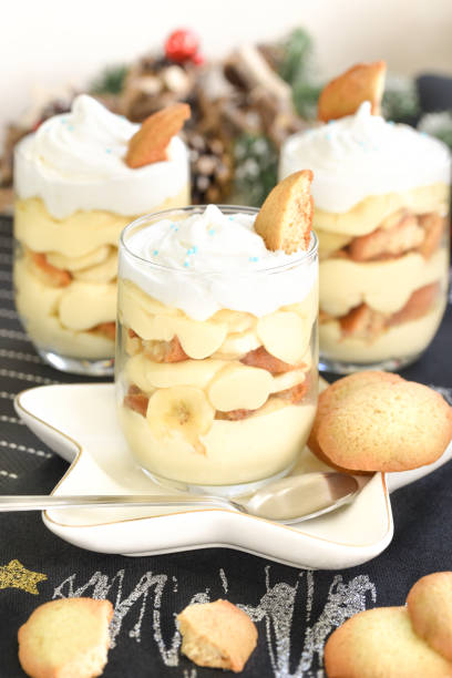 Homemade banana pudding cup - fotografia de stock