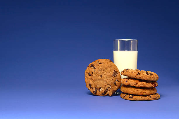 우유 및 쿠키 블루 - nonfat milk 뉴스 �사진 이미지