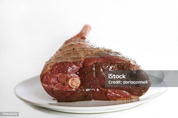 Carne Crua Perna De Carneiro - Fotografias de stock e mais imagens de Almoço - Almoço, Animal, Carinhoso