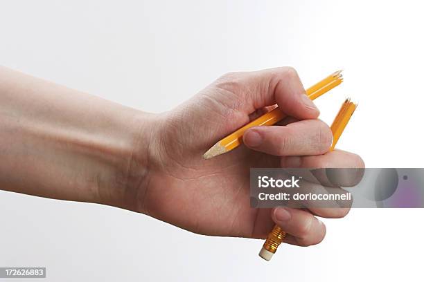 Frustração Lápis De Última Hora - Fotografias de stock e mais imagens de Articulação - Mão Humana - Articulação - Mão Humana, Lápis, Agressão