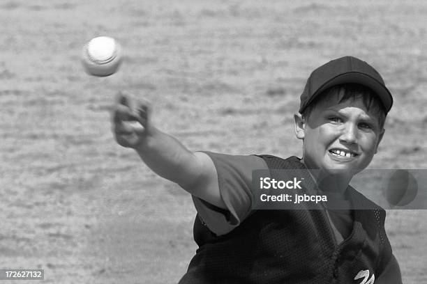 Foto de Boomer Campos e mais fotos de stock de Arremessar - Arremessar, Beisebol, Bola de Beisebol