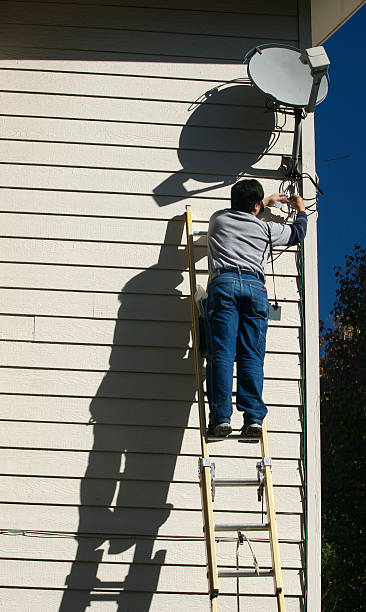 istock Satellite Television Repair Guy 172627435