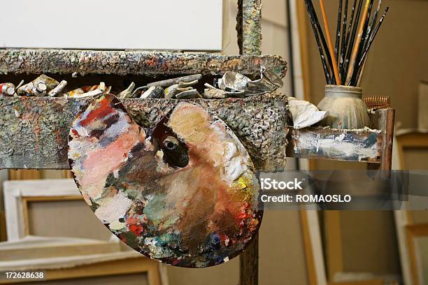 Classical Palette With Oil Colors In The Artists Studio Stock Photo - Download Image Now