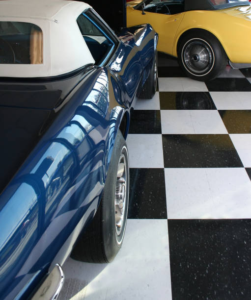 istock Sportcar Showroom 172628830