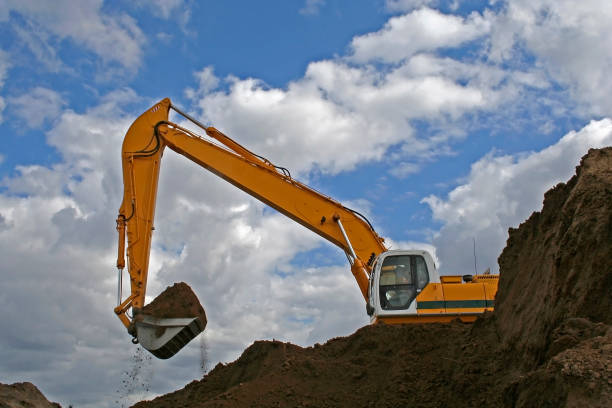 cavando a terra - hydraulic platform earth mover machine machine part - fotografias e filmes do acervo