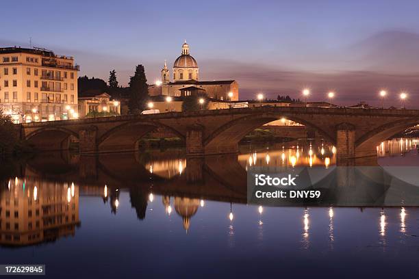 Photo libre de droit de Crépuscule De Pont Sur Larno À Florence Italie banque d'images et plus d'images libres de droit de Destination de voyage - Destination de voyage, Europe, Fleuve et rivière