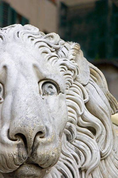 istock Worried Lion Statue Head Shot 172629973