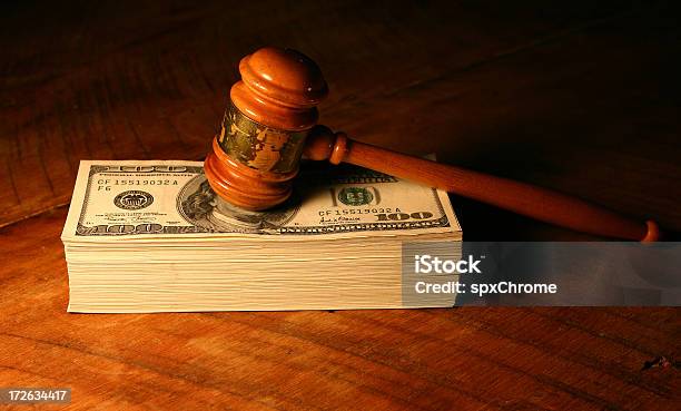 Settle Out Of Court Stock Photo - Download Image Now - Child Support, Human Settlement, Lawsuit