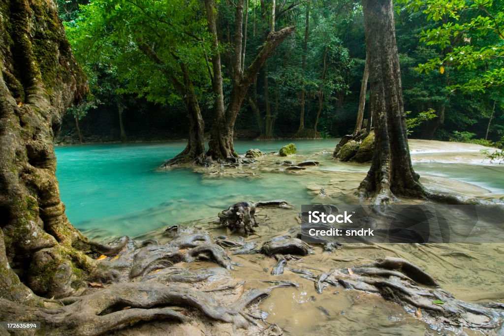 Cascate di Erawan - Foto stock royalty-free di Cascate di Erawan