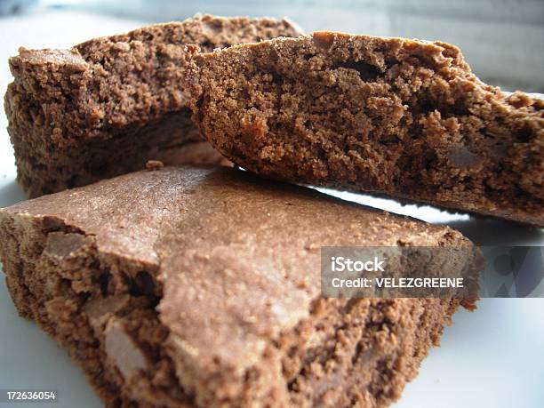 Foto de Brownies Pronto Para Comer e mais fotos de stock de Bebida - Bebida, Brownie, Cacau - Colheita