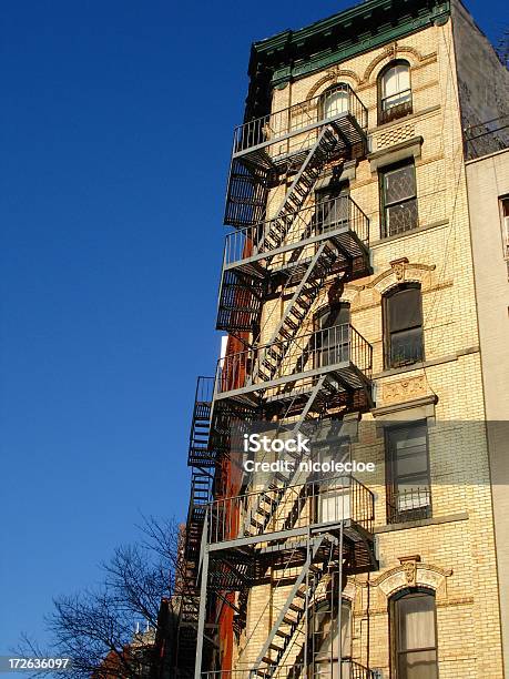 Apartments In New York City Stockfoto und mehr Bilder von Alt - Alt, Altertümlich, Architektur