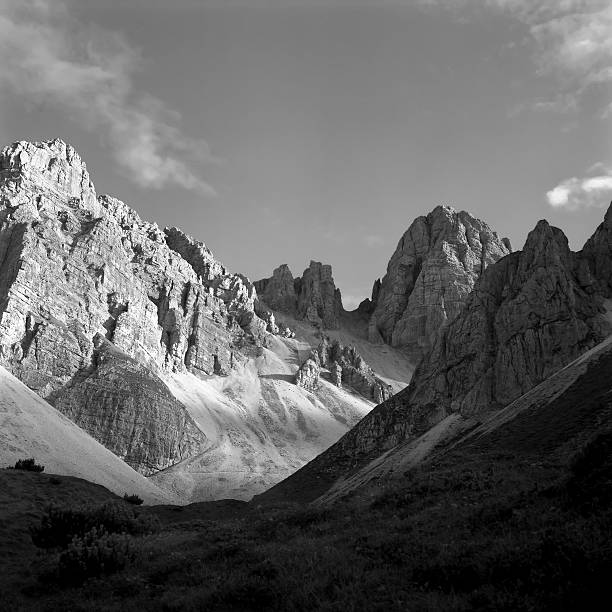 산 정상에서부터 오스트리아에 - tirol rock gravel mountain peak 뉴스 사진 이미지