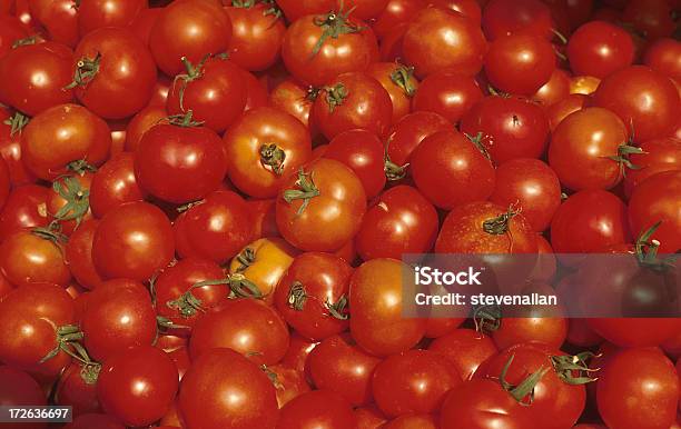 Tomaten Stockfoto und mehr Bilder von Agrarbetrieb - Agrarbetrieb, Ausverkauf, Beengt