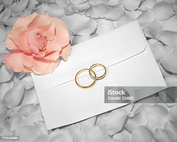 청첩장 결혼 반지에 대한 스톡 사진 및 기타 이미지 - 결혼 반지, 봉투, 감정
