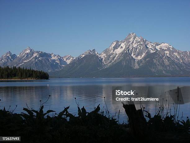 Foto de Gama De Grand Teton e mais fotos de stock de Aldeia Teton - Aldeia Teton, Azul, Coberto de Neve