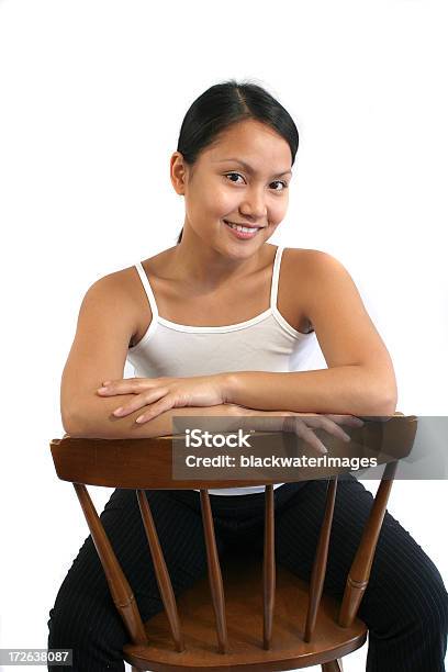 Seduto - Fotografie stock e altre immagini di Adulto - Adulto, Asia, Caucasico