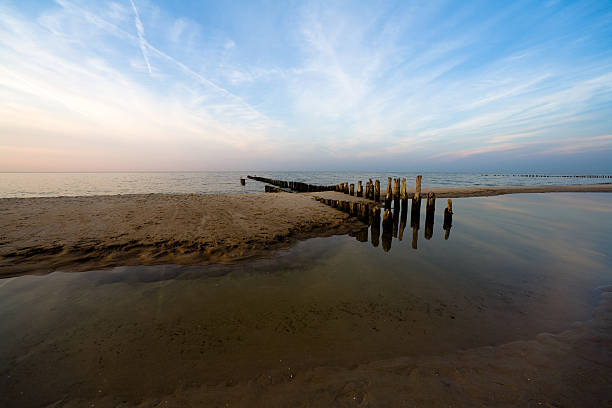 istock Sea Horizon at Sunset 172638209