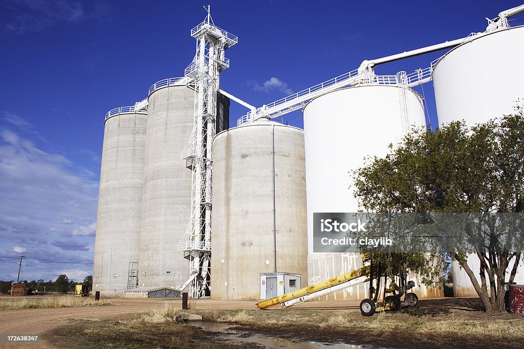 Blocco silos per cereali - Foto stock royalty-free di Affari