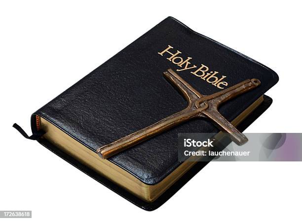 Bronce Cruce Sobre Biblia Foto de stock y más banco de imágenes de Biblia - Biblia, Marcapáginas, Acostado