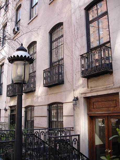 istock Apartment in Chelsea, NYC (2) 172639025