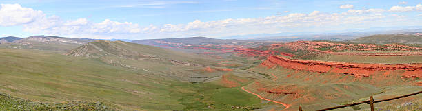 панорама: красный каньон, вайоминг (huge файл - continental divide trail стоковые фото и изображения