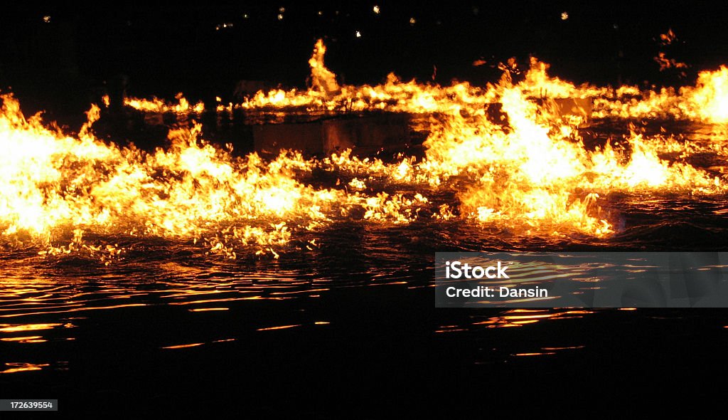 Água de incêndio - Foto de stock de Fogo royalty-free