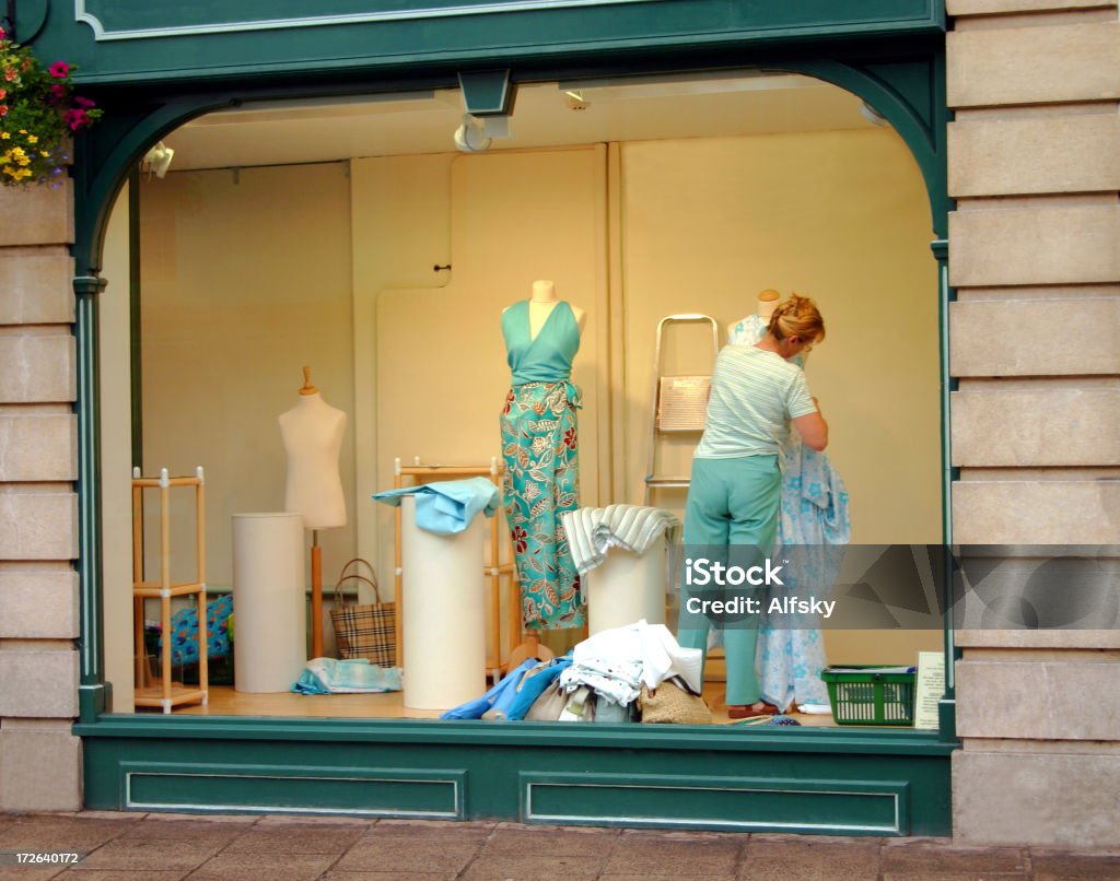 lady Fenster Kommode - Lizenzfrei Arbeiten Stock-Foto