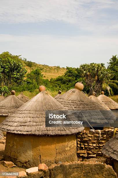 Togo Afryka Tenaka Village W Northeast - zdjęcia stockowe i więcej obrazów Afryka - Afryka, Architektura, Bez ludzi