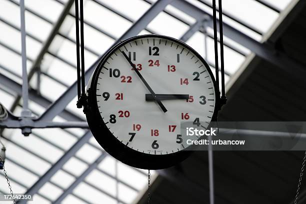 Reloj Despertador Foto de stock y más banco de imágenes de Cronometrador - Cronometrador, Cronómetro, Círculo