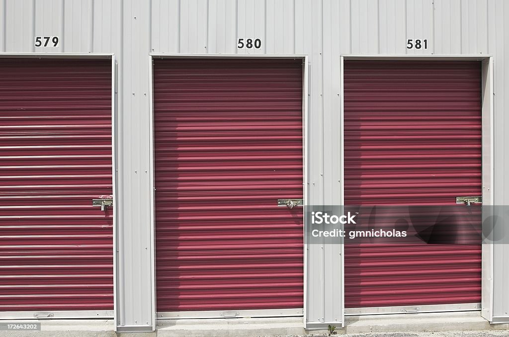 Porte di unità di magazzino - Foto stock royalty-free di Alluminio