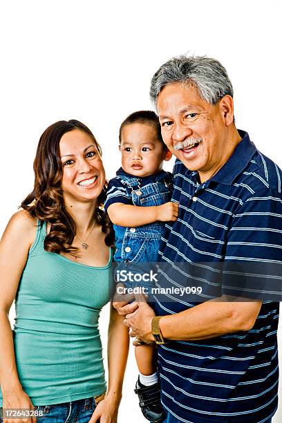 Photo libre de droit de Trois Générations De La Famille banque d'images et plus d'images libres de droit de Grand-père - Grand-père, Objet ou sujet détouré, Petit-fils