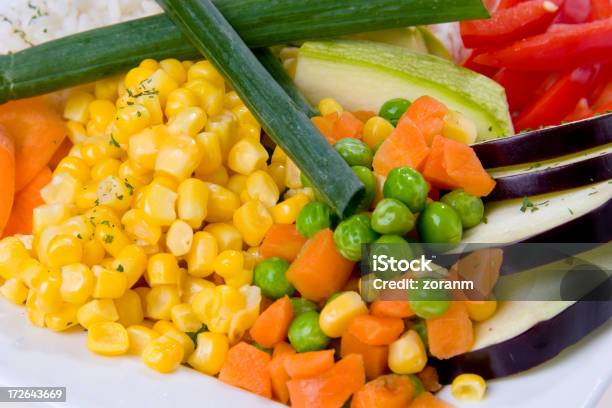 Gemischtes Gemüse Stockfoto und mehr Bilder von Aubergine - Aubergine, Dampf, Dampfkochen