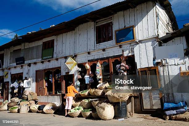 Bhutanese Базар — стоковые фотографии и другие картинки Бутан - Полуостров Индостан - Бутан - Полуостров Индостан, Улица, Рынок - 	место для торговли
