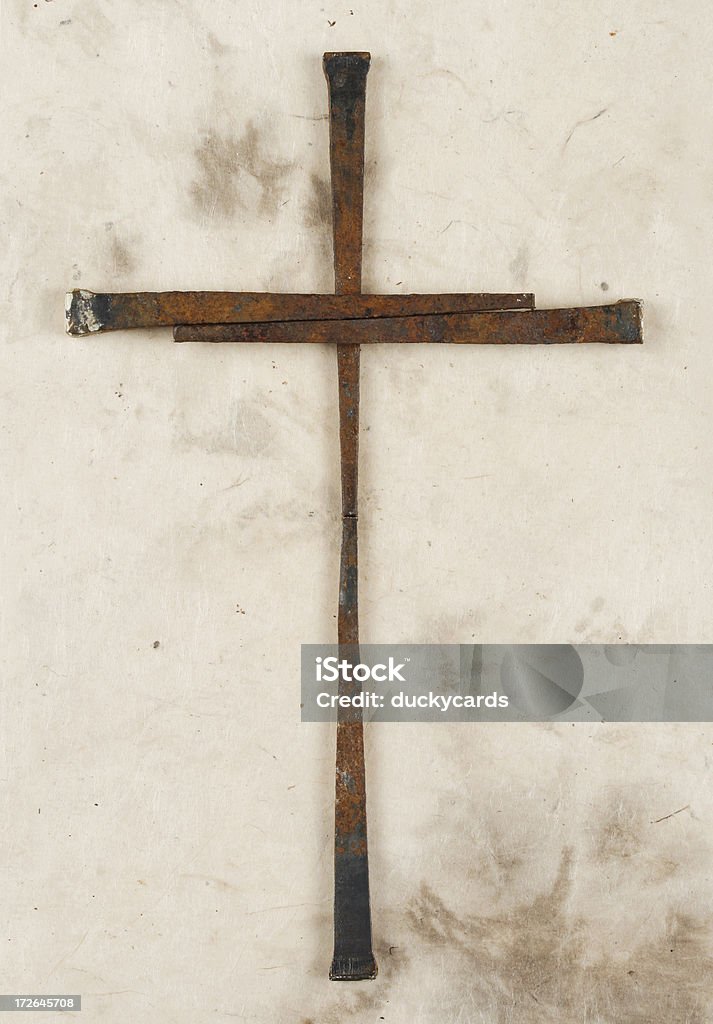 Croix faite de Rusty Old ongles - Photo de Croix - Forme libre de droits