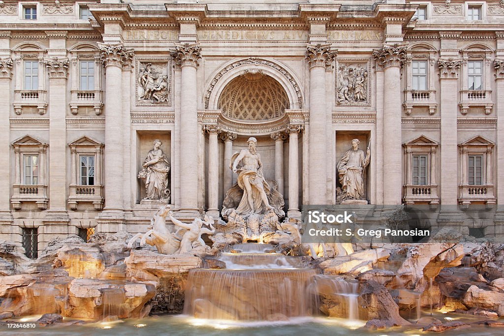 Fontanna di Trevi - Zbiór zdjęć royalty-free (Architektura)